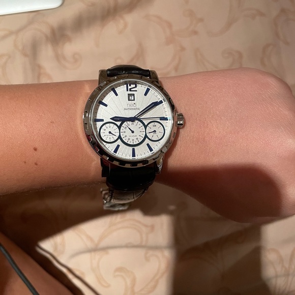 Neo Watch - Picture 7 of 7